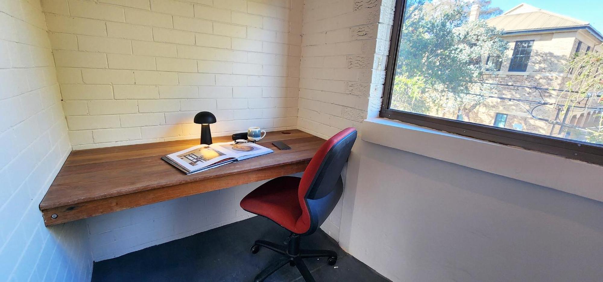 Feel At In Cosy Enmore Escape Apartment *